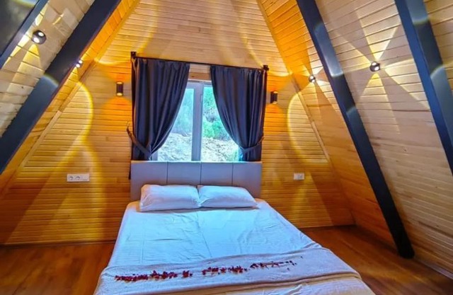 Adrasan Big Tree Bungalow Holiday Village