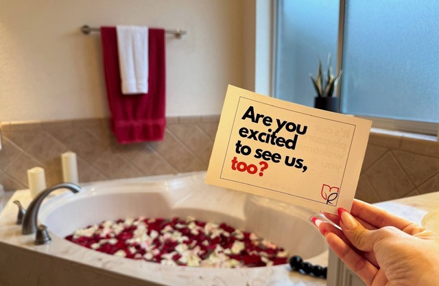 Private House; Hot Tub, King Bed & Kink Amenities