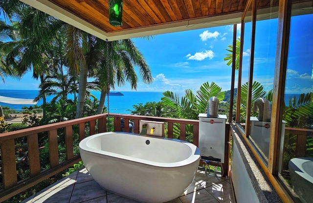 Manuel Antonio Park Panorama-Studios mit Ozean- und Dschungelblick und Resortausstattung