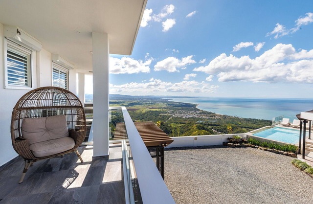 Adults Only! Penthouse Apartment I at Ocaso Luxury Villa