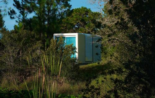 Advanced 3D Printed MicroHouse w Panoramic Glass