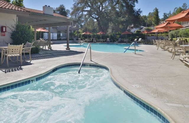 Adventure Awaits! Four Comfortable Units, Hiking, Golf, Near Santaya Isabel