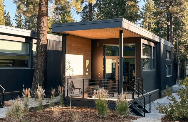 Adventure Cabin 42 - Luxurious Adventure Cabin