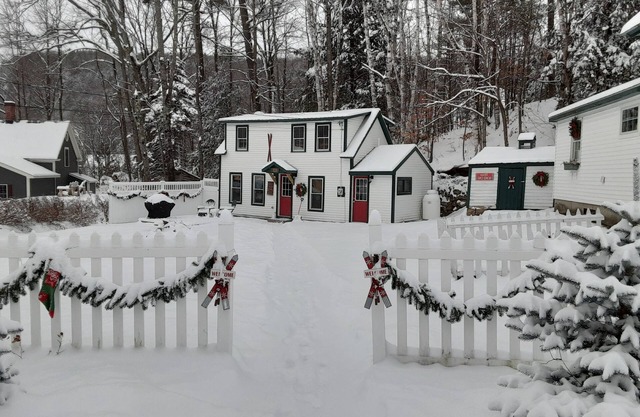 Abenteuer in den Bergen von New Hampshire bei einer fantastischen Berglücke!