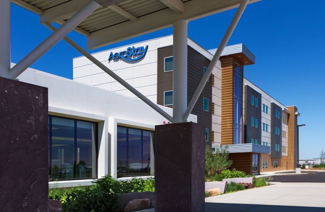 AeroStay Hotel