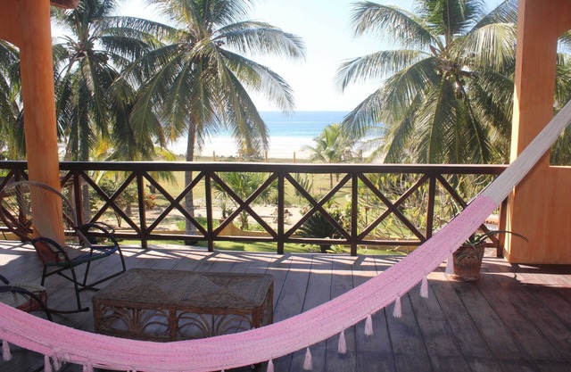 Erschwingliche Beachfront / Garten Paradies