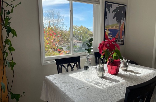 Affordable, Charming 2-bed / 2-bath Condo in Lovely Santa Barbara