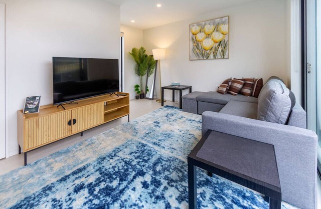 Affordable Comfort 2BR with Carpark sleeps 5