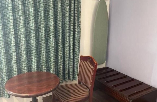 Affordable King Bed Stay w/ Free Parking! Scottish Inns, Close to Buffalo Zoo