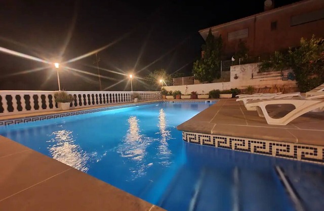 Africa-Double orTwin Room with Swimming