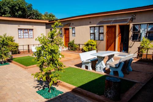 African Apartments Inn
