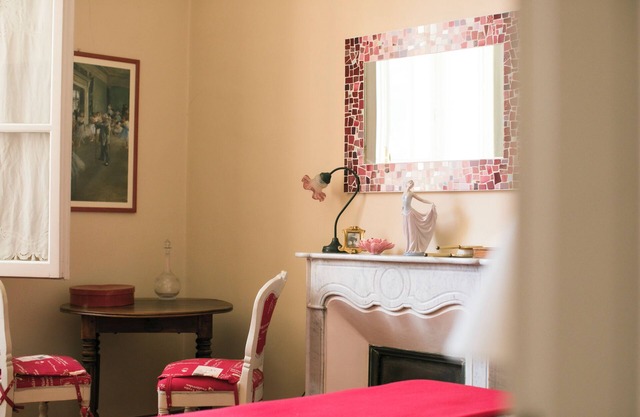 Agapantus apartment in a 19th century villa