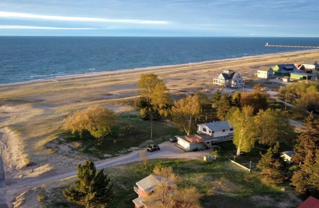 Agate Beach House - waterfront in Grand Marais