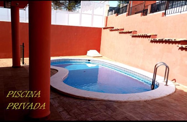 Agradable chalet con piscina en Sierra d'Espadan