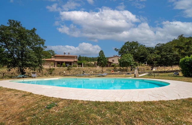 Agriturismo Ginepro Poderone mit Garten, gemeinschaftlich genutztem Pool und WLAN