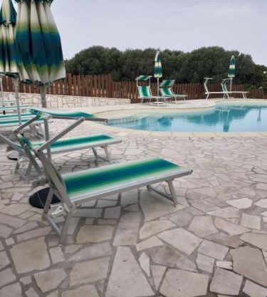 agriturismo gli olivastri -appartamento bel vedere con piscina ,solarium e vista mare,climatizzatore ,wifi
