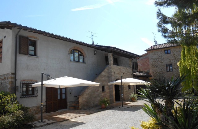 Agriturismo Podere Casenove, Panoramagarten, Schwimmbad, ruhig