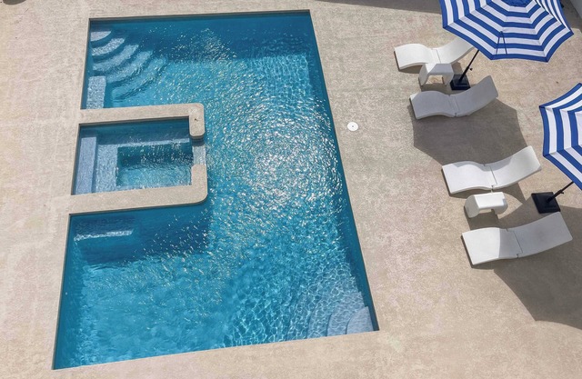 Aguada Ocean Club 3A - 2 Bed 1 Bath Suite