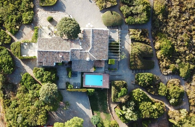 Klimatisiertes Landhaus mit Pool, Terrasse, Garten, WLAN und herrlichem Blick