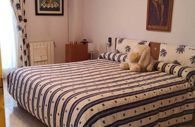 Air-conditioned terraced house 100 meters from the sea.