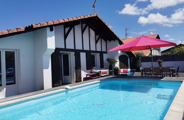 charmante villa mit beheiztem pool in anglet zwischen biarritz und bayonn