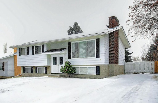 AIR-CONDITIONED TASTEFULLY RENOV, 6BRS, 3BTHS Hunterquay