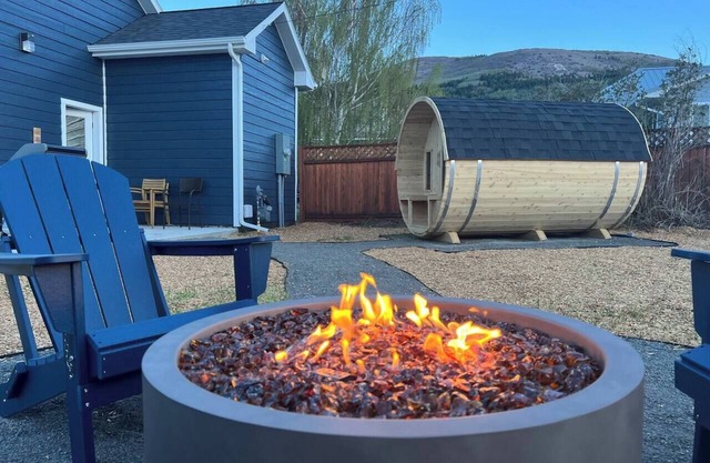 Air Conditioning, Sauna, Fire Pit, Dog Friendly