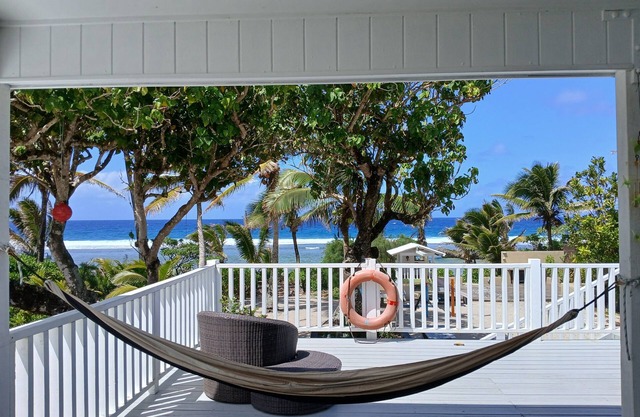 Spacious 5 bedroom home, ocean front Rarotonga! Sleeps 12.With kids playground,