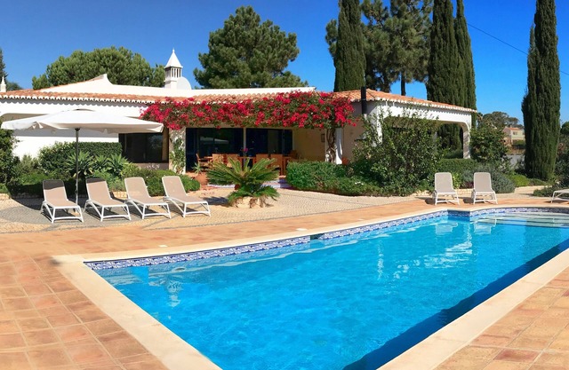 Villa für 2 bis 10 Personen, privater Pool und Meerblick (Klimaanlage)