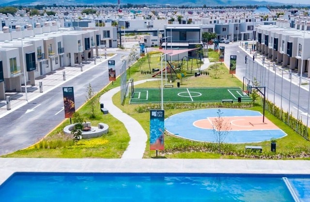 Airport house Santa Maria