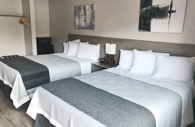 Airport Inn