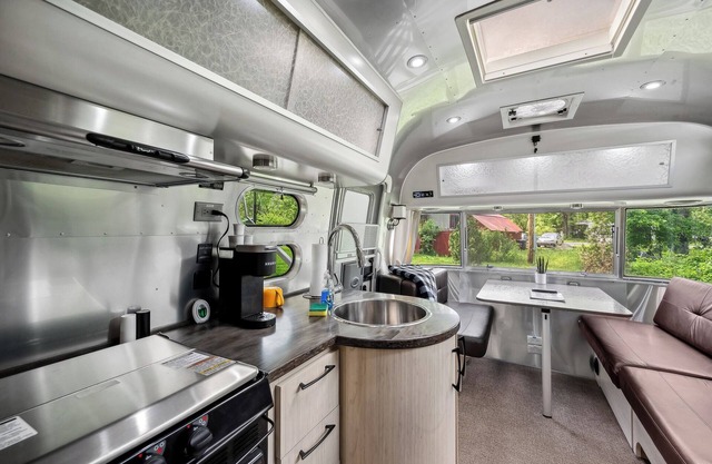 Airstream Serenity Nightly Rental