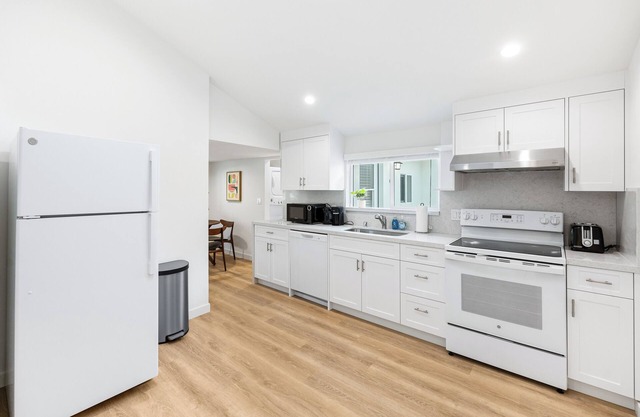 Airy and Serene New Home Near Mountains + Main St!