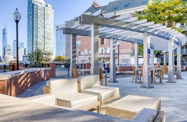 Airy Jersey City 1BR w/ Gym, W/D & Elevator, near PATH, by Blueground