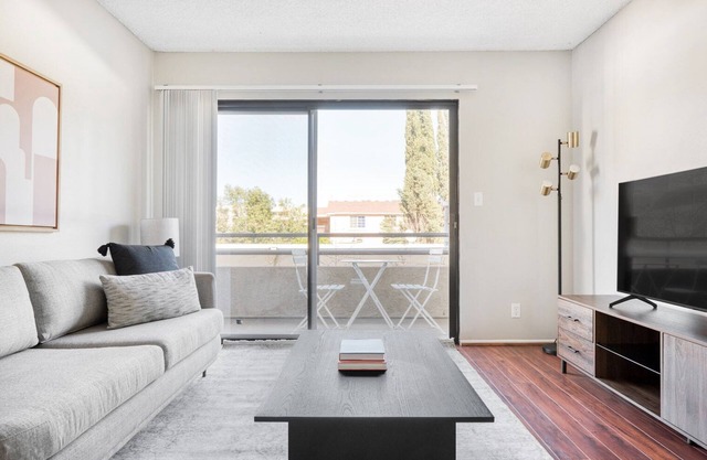 Airy North Hollywood 2BR w/ Gym & Pool, near TJ & shops, by Blueground