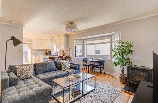 Airy South SF 3BR w/ Balcony & Backyard, nr Food & Coffee, by Blueground