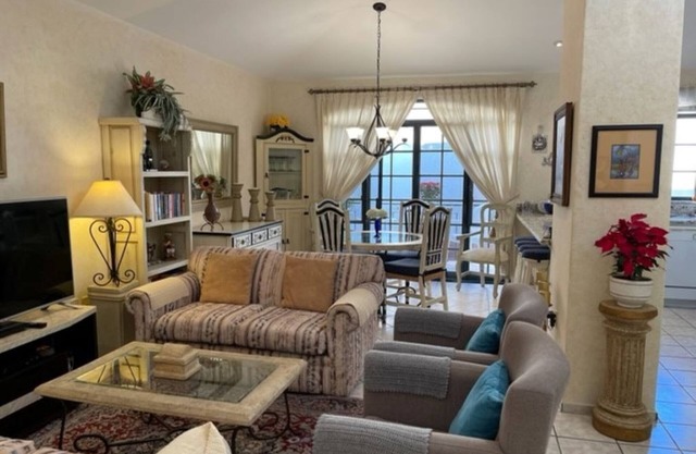 Ajijic Condo Close to Everything