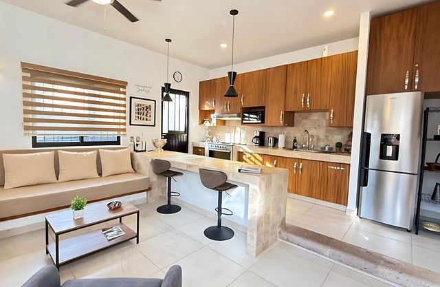 Ajijic Modern 1 Bedroom Guesthouse - 2 Patios, BBQ, Bikes, Great Location