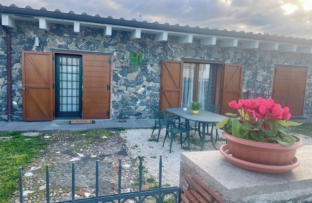 Al Borgo - Borsari Estate Nestled in a picturesque hamlet.