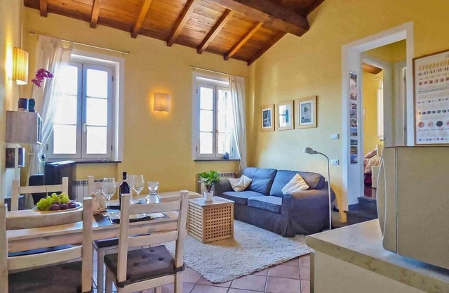 Al Borgo, Lucca Wohnung mit Terrasse, Klimaanlage, WLAN