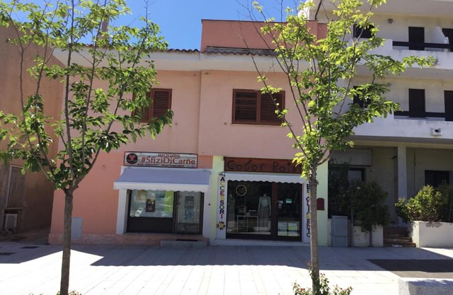 Al centro del paese