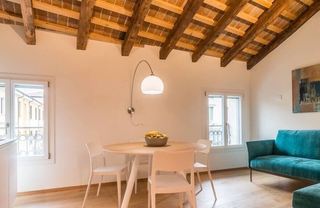 Al Pio F @Luxury Nest