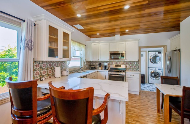 Luxuriöses Alameda-Haus mit 2 Schlafzimmern und 2 Bädern in der Nähe der Fährstation nach San Francisco