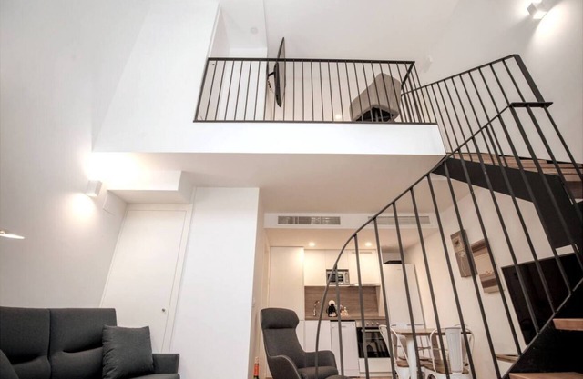 A (VA064) TH Alameda suites loft 2