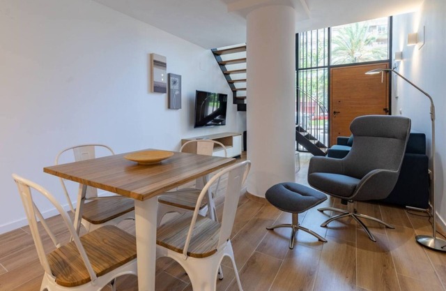 A (VA065) TH Alameda suites loft 3