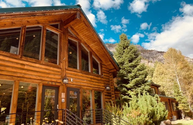 Alaskan Inn