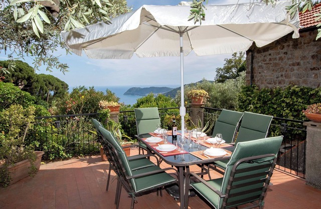 Alassio-villa-sea-view