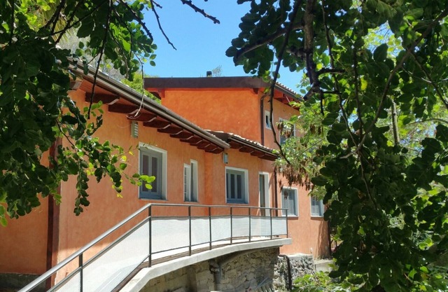 ALASSIO mit privatem Garten, TV / Wi-Fi, GRILL, MOTOR 50 CC