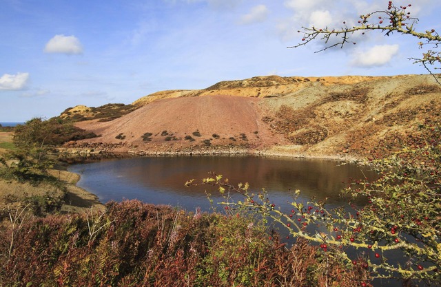 ALAW VIEW, family friendly, with hot tub in Amlwch