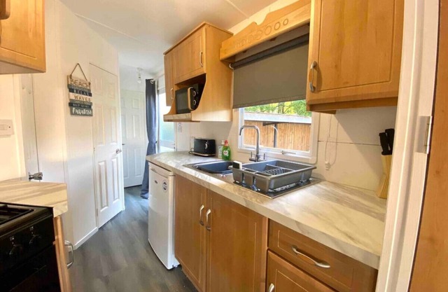 Albany Sleeps 4 Caravan Family Camping Lancashire